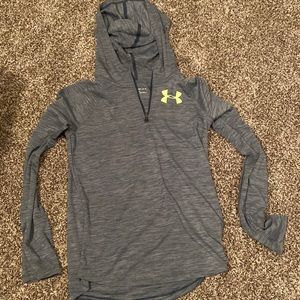 Kids Under Armour Lightweight Pullover New Without Tags!! 🏷️